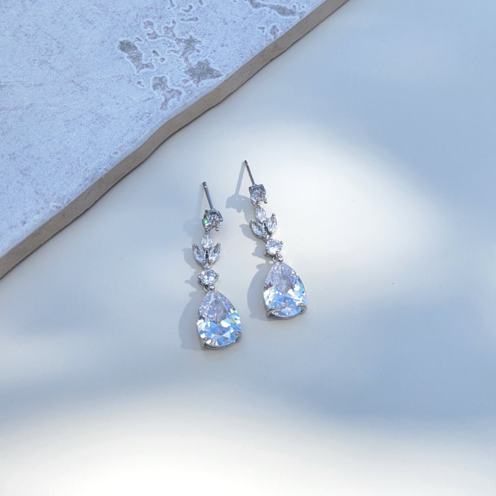 Brilliant Deco Crystal Dangle Earrings