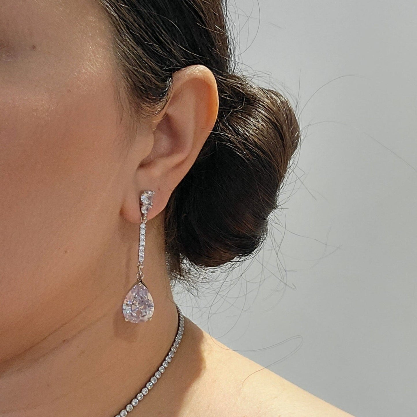 Luxurious Silver Crystal Drop Earrings