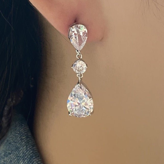 Sparkling Teardrop Dangle Earrings