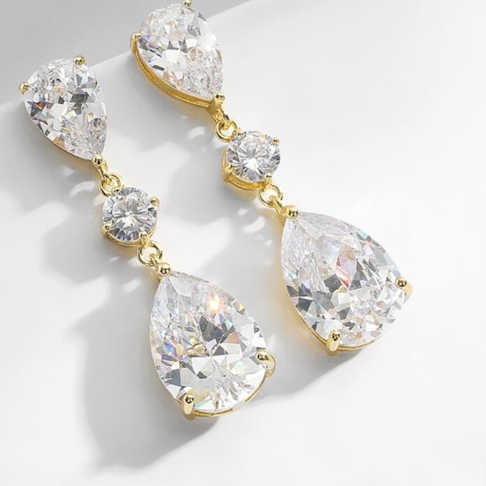 Sparkling Teardrop Dangle Earrings